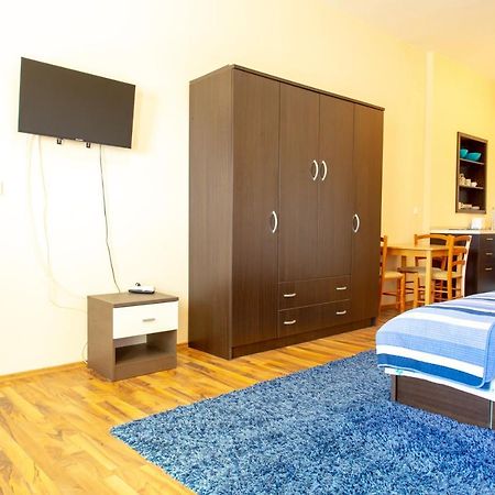 Apartments Facini Košljun Extérieur photo