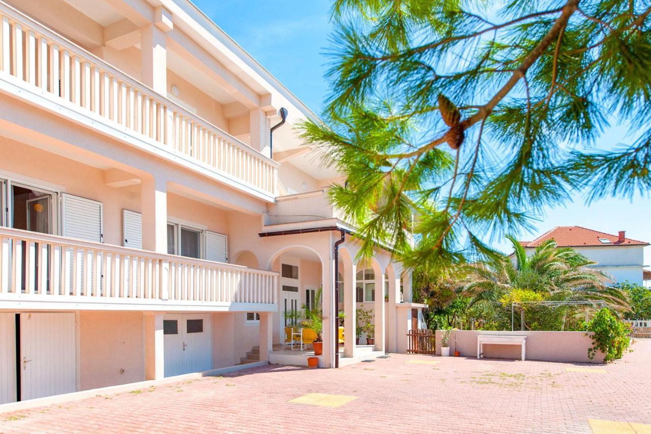 Apartments Facini Košljun Extérieur photo