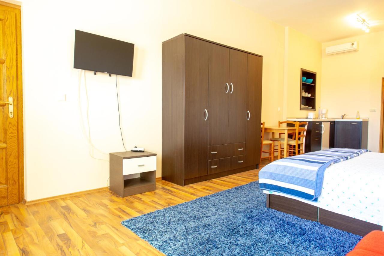Apartments Facini Košljun Extérieur photo