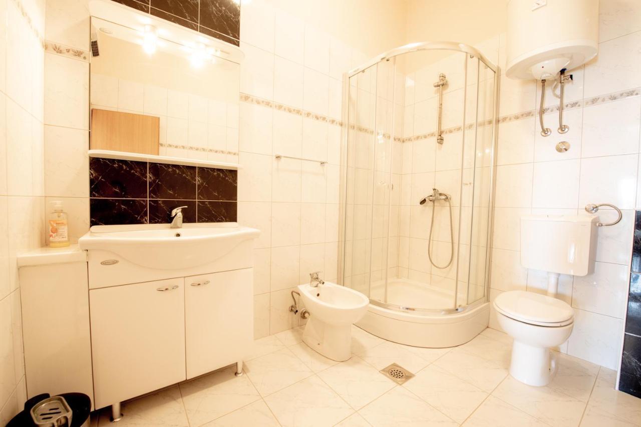 Apartments Facini Košljun Extérieur photo
