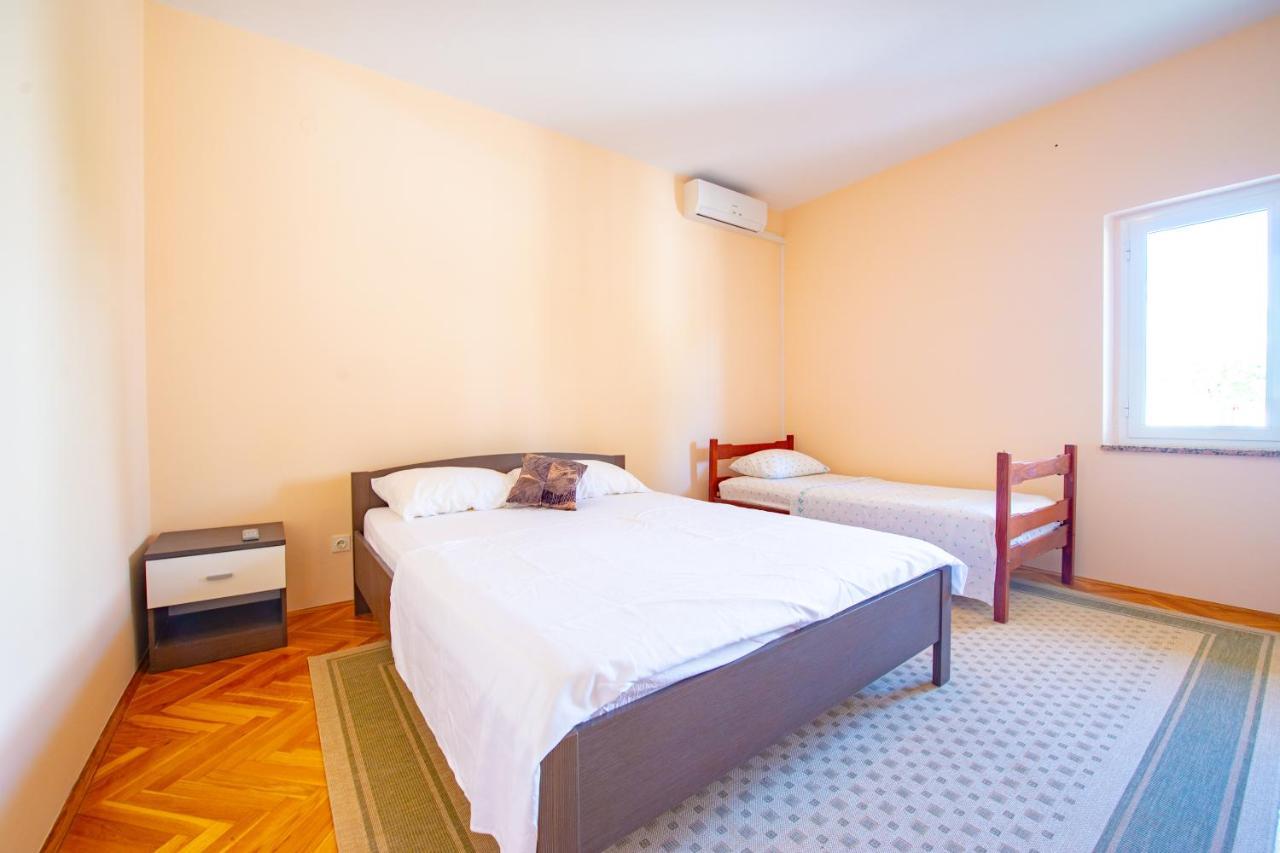 Apartments Facini Košljun Extérieur photo